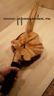 Часы настенные из дерева Время Самураев